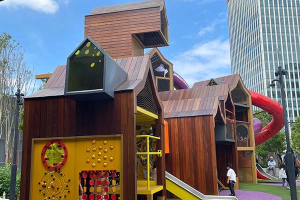 BALAU OUTDOOR PLAYGROUND